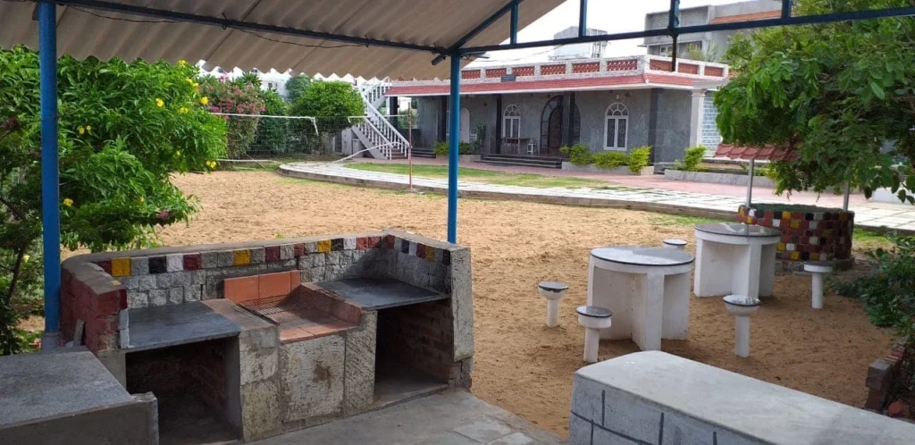 BBQ ECR Beach House, Chennai